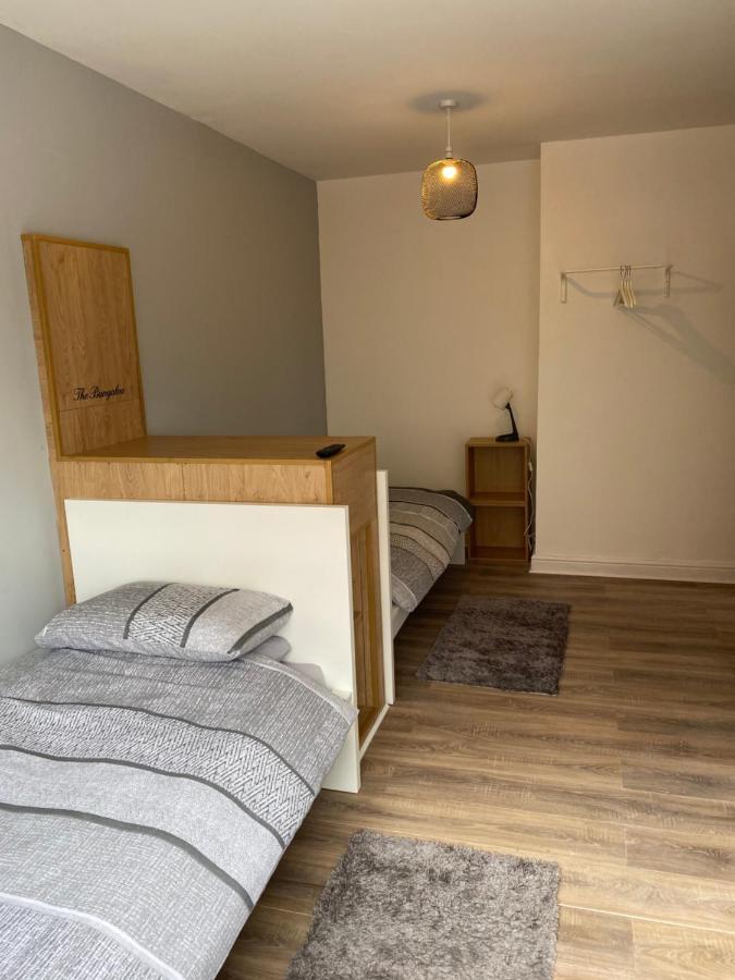 Twin Room Private Bathroom