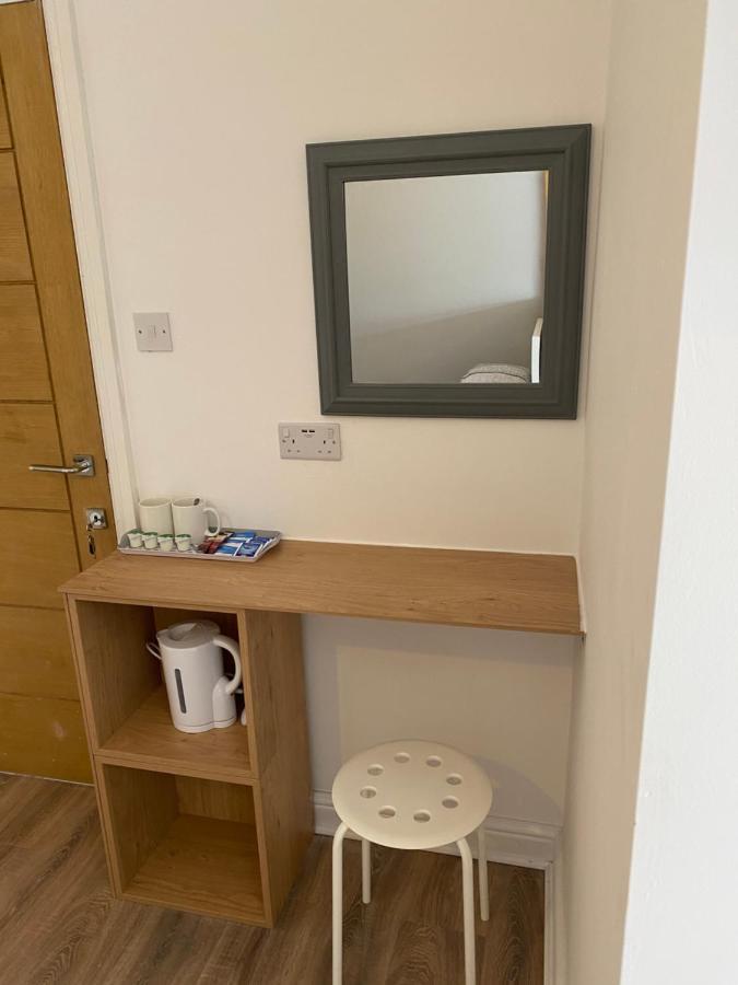 Twin Room Private Bathroom